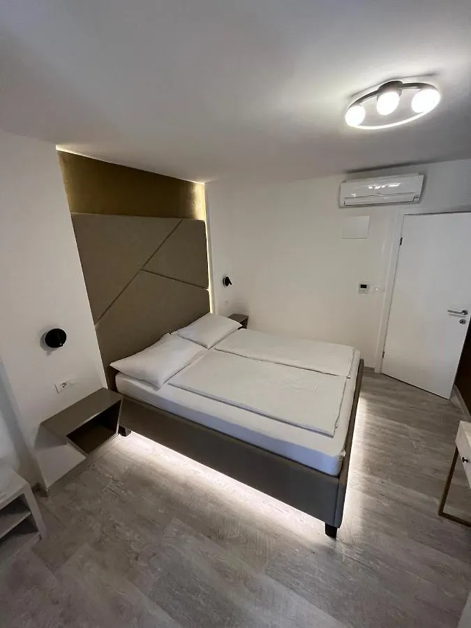 Rooms H&H רוביני קרואטיה